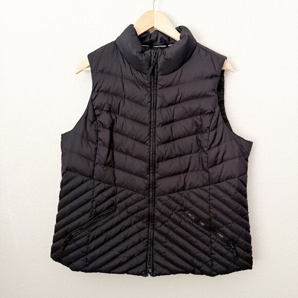 TALBOTS | Black Puffer Asymmetrical Seams Ladies' Cut Zipper Pockets | Size 1X - Picture 1 of 7